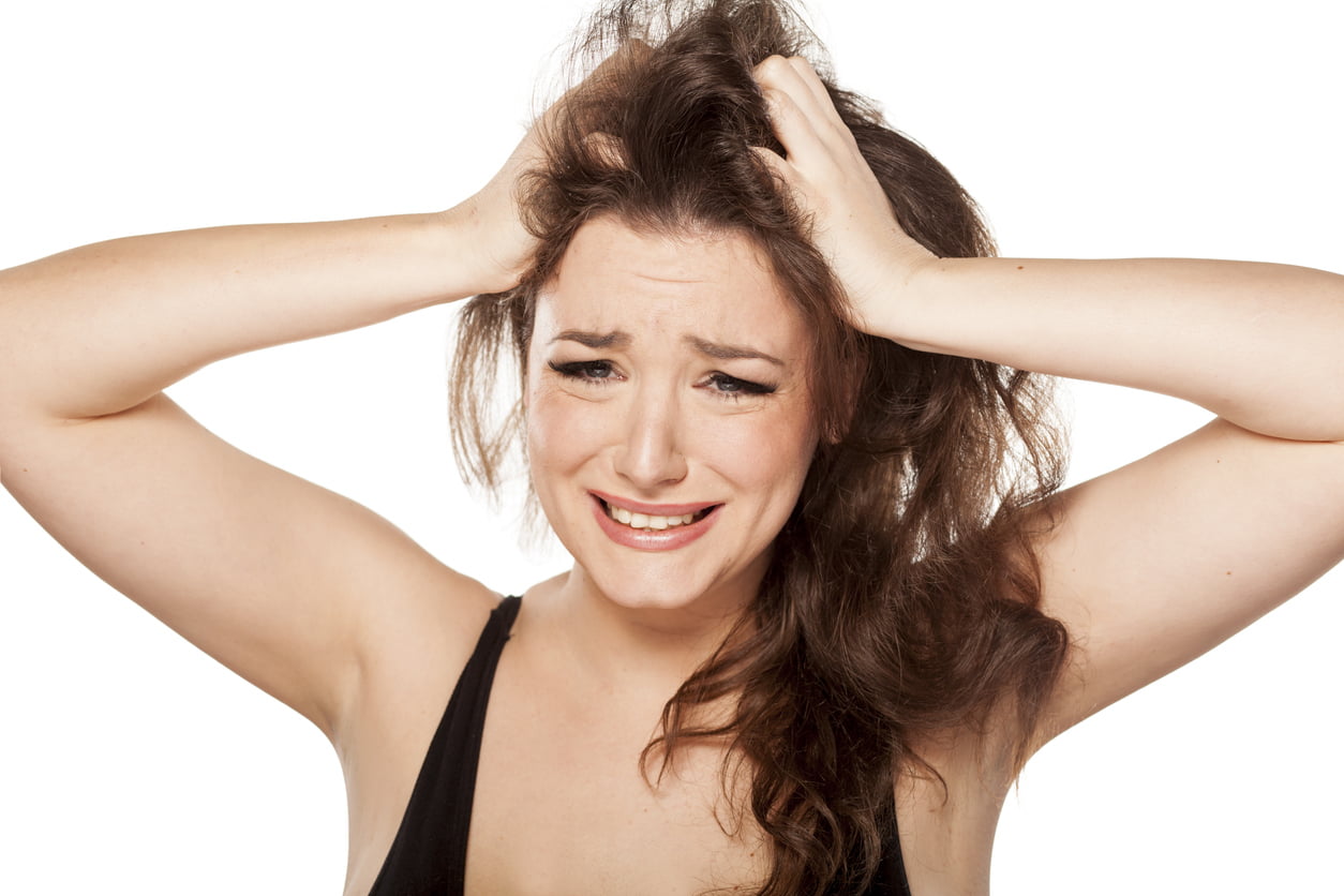 Problemas de saúde e couro cabeludo são dois dos principais motivos pelo pouco crescimento do cabelo.